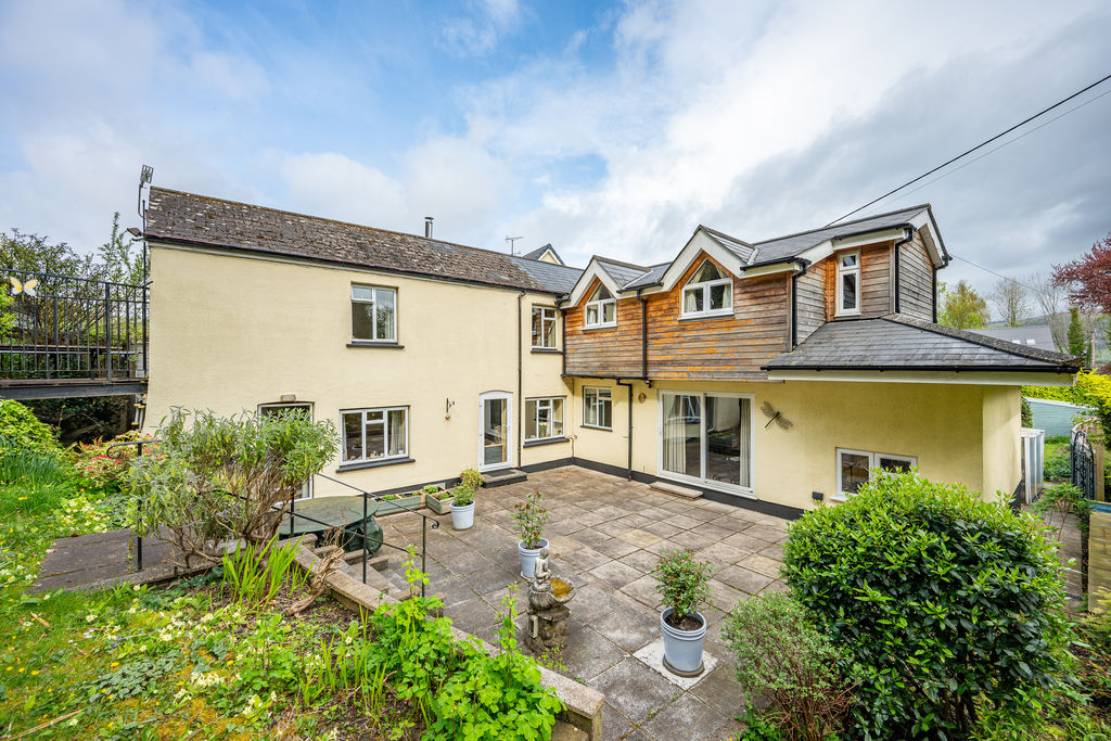 Rear Patio and Garden- click for photo gallery